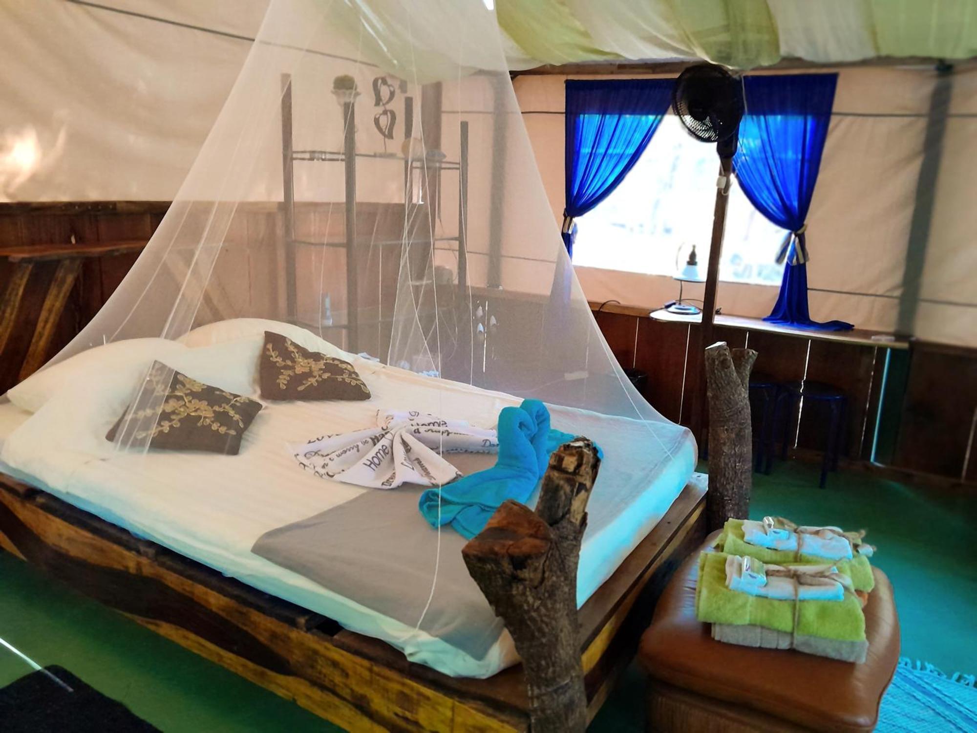 Fully Furnished Family Jungle Tent, Latino Glamping Paquera Zewnętrze zdjęcie
